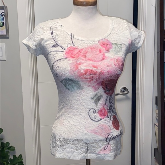 Floral Lace Guess top NWT - Picture 1 of 4